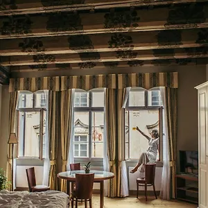 Thunovska Appartement Praag