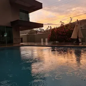 https://lux-house-natureza-piscina-alto-padrao.santa-catarina-brasil.com