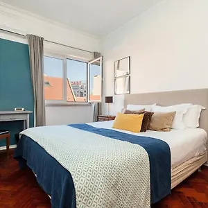 Claude Homes Rato Apartment Lisbon